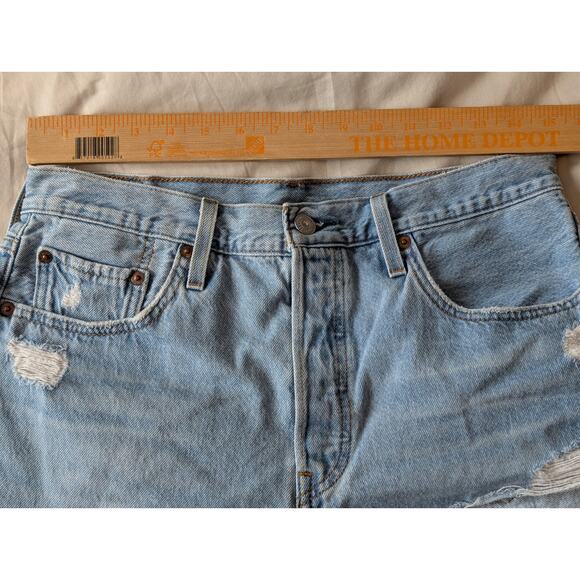 SET OF 2: Levi’s Premium 501 Original Distressed Cutoff Shorts - Light Wash W29 - Picture 4 of 11